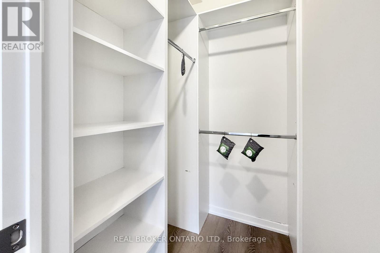 45 Matawin Lane, Richmond Hill, Ontario  L4B 0H8 - Photo 10 - N12796348