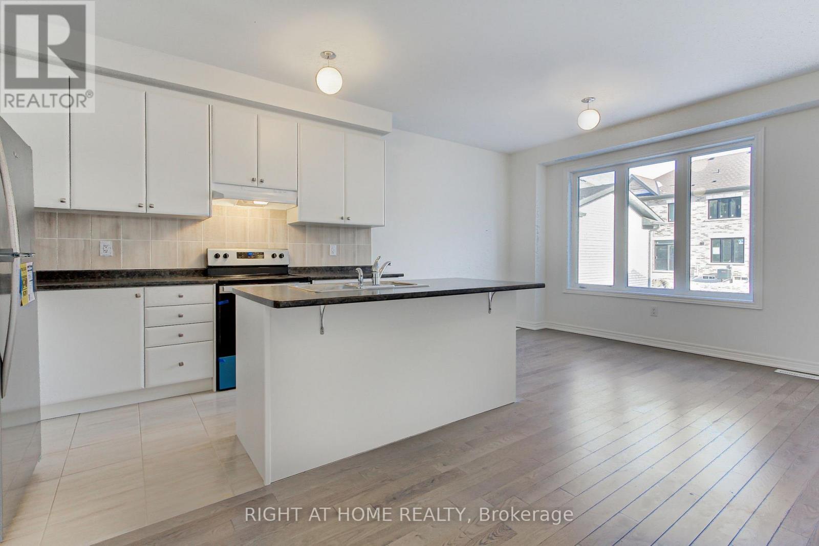 10173 Huntington Road, Vaughan, Ontario  L4H 5J5 - Photo 14 - N12796352