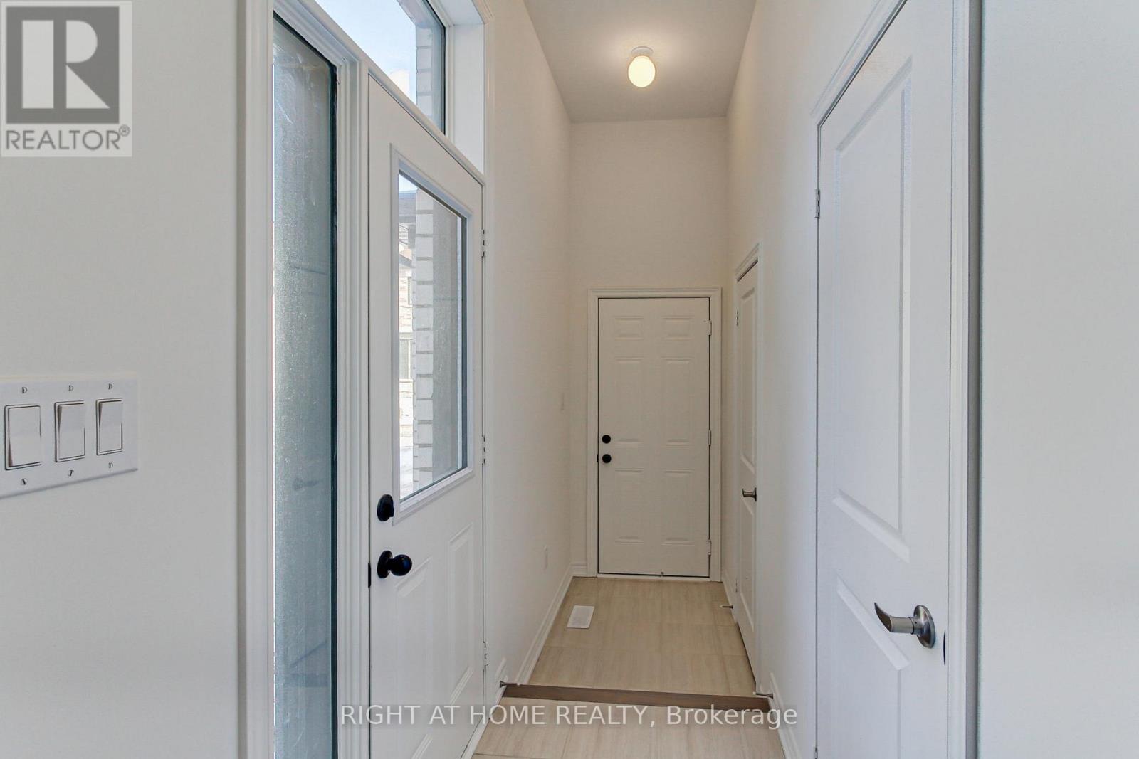 10173 Huntington Road, Vaughan, Ontario  L4H 5J5 - Photo 22 - N12796352