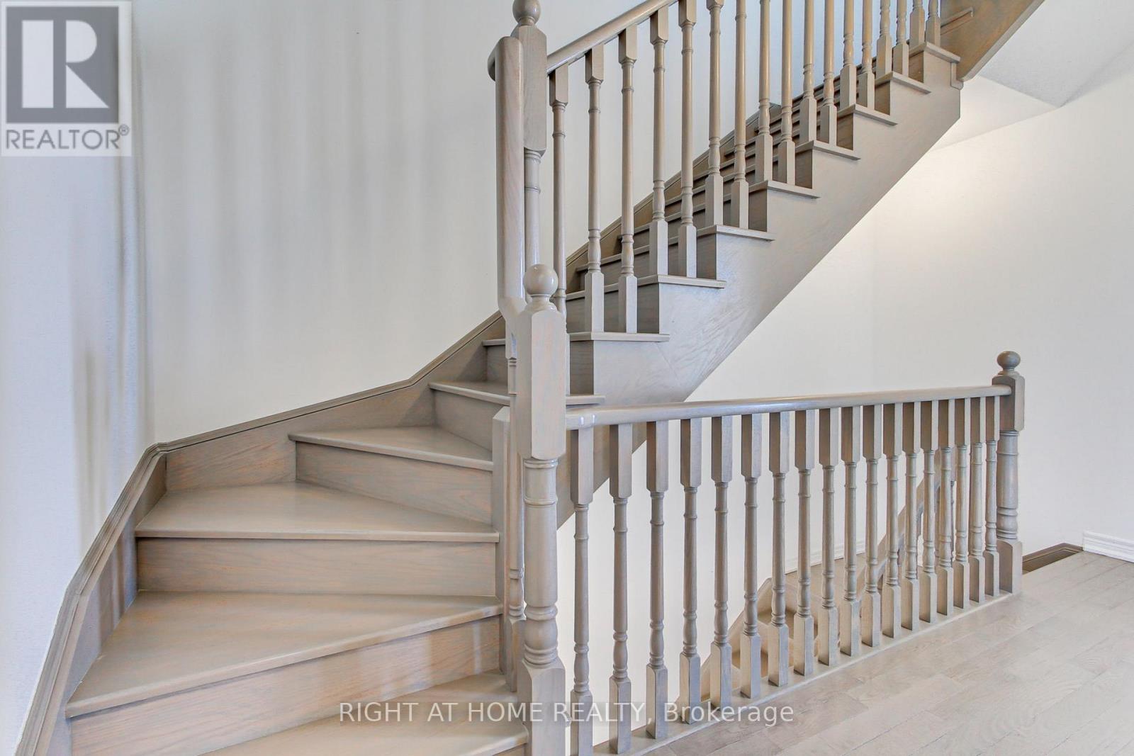 10173 Huntington Road, Vaughan, Ontario  L4H 5J5 - Photo 23 - N12796352