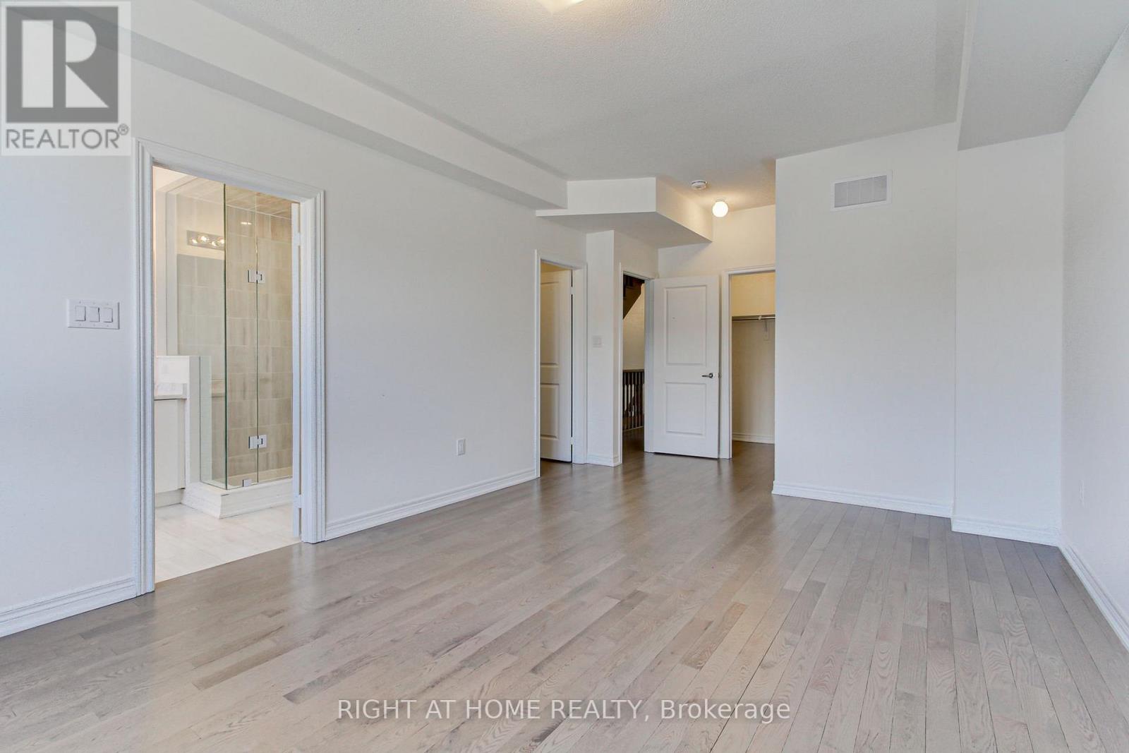 10173 Huntington Road, Vaughan, Ontario  L4H 5J5 - Photo 26 - N12796352