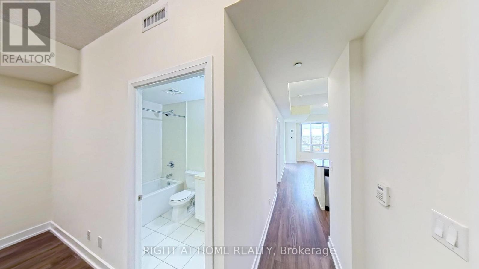 2101 - 6 Eva Road, Toronto, Ontario  M9C 0B1 - Photo 12 - W12796346