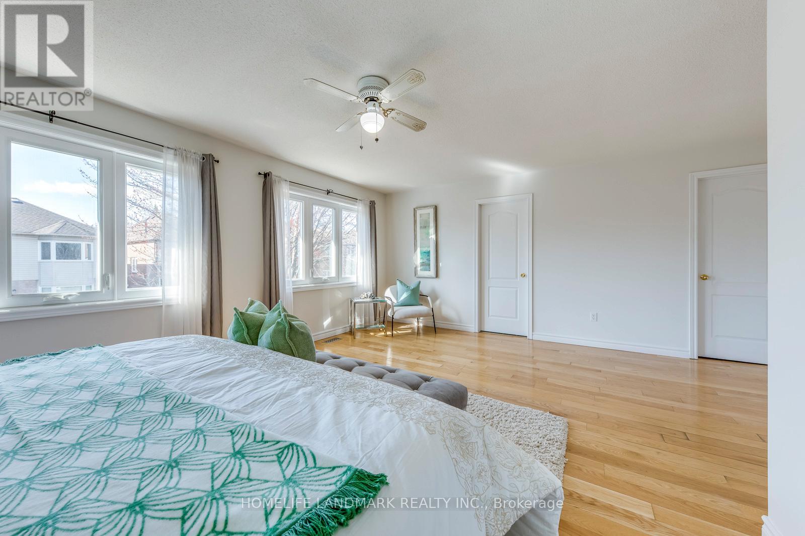 5816 Greensboro Drive, Mississauga, Ontario  L5M 5T1 - Photo 22 - W12796384