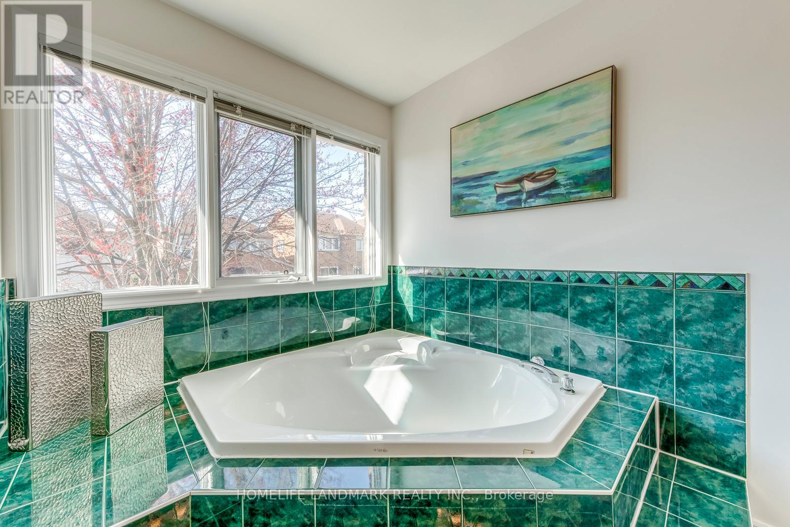 5816 Greensboro Drive, Mississauga, Ontario  L5M 5T1 - Photo 23 - W12796384