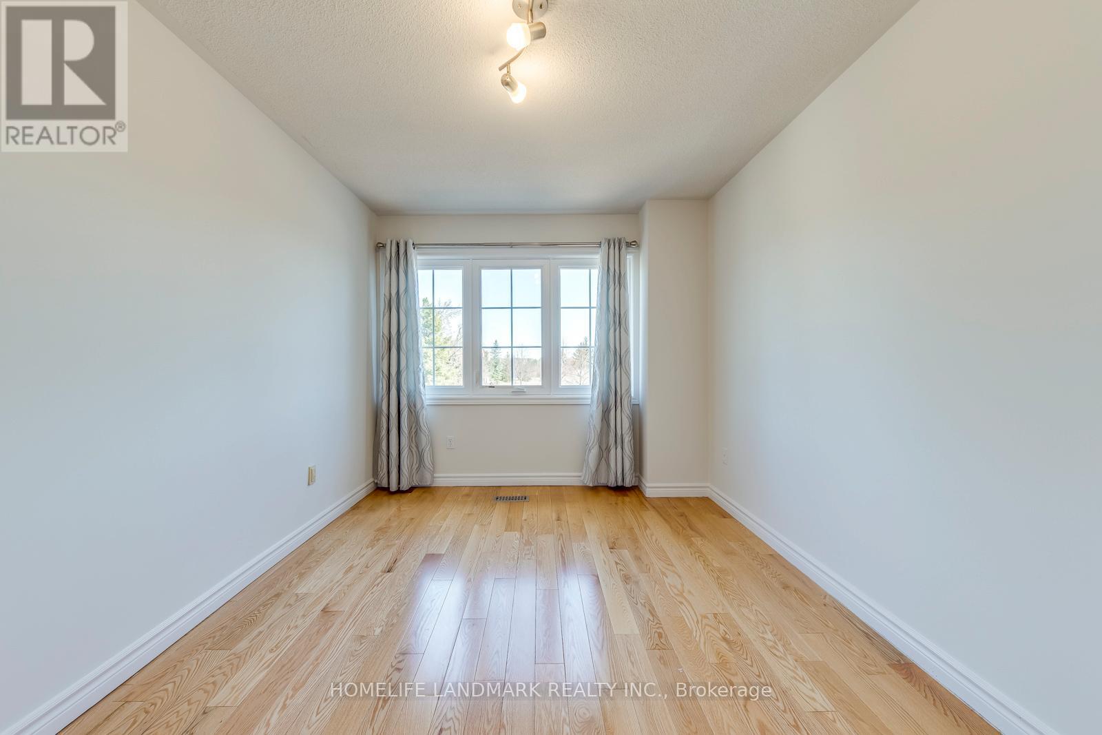 5816 Greensboro Drive, Mississauga, Ontario  L5M 5T1 - Photo 24 - W12796384