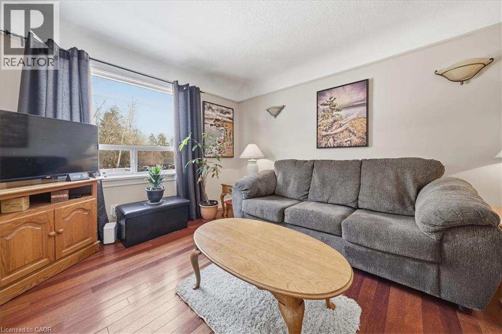 547 Wellington Street N, Kitchener, Ontario  N2H 5L6 - Photo 8 - 40804246