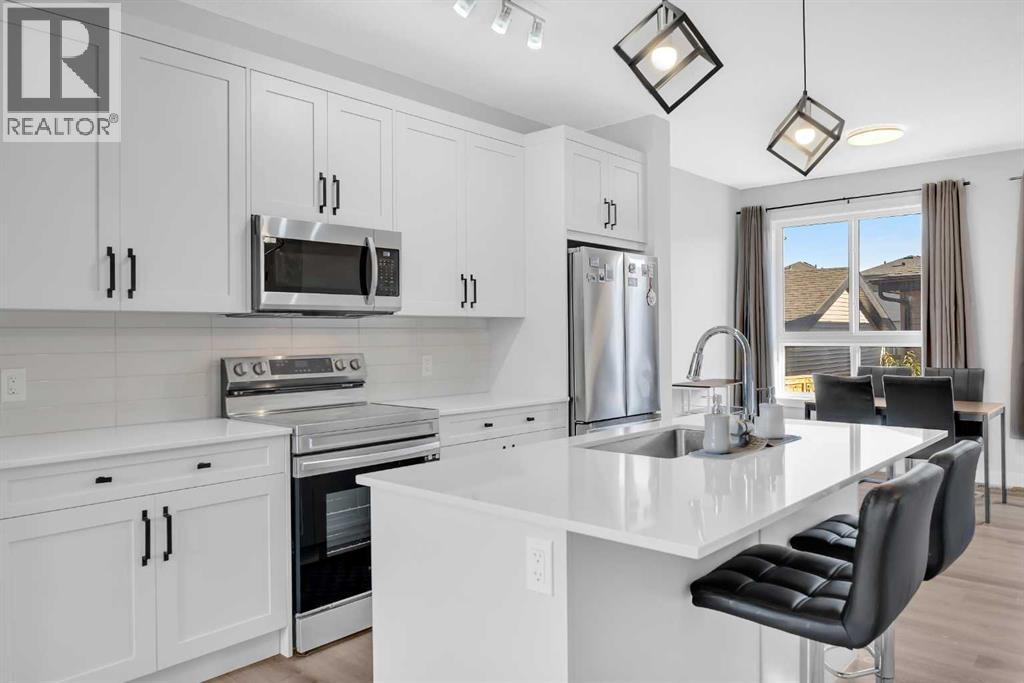 32 Silverton Glen Green Sw, Calgary, Alberta  T2X 5B8 - Photo 10 - A2285285