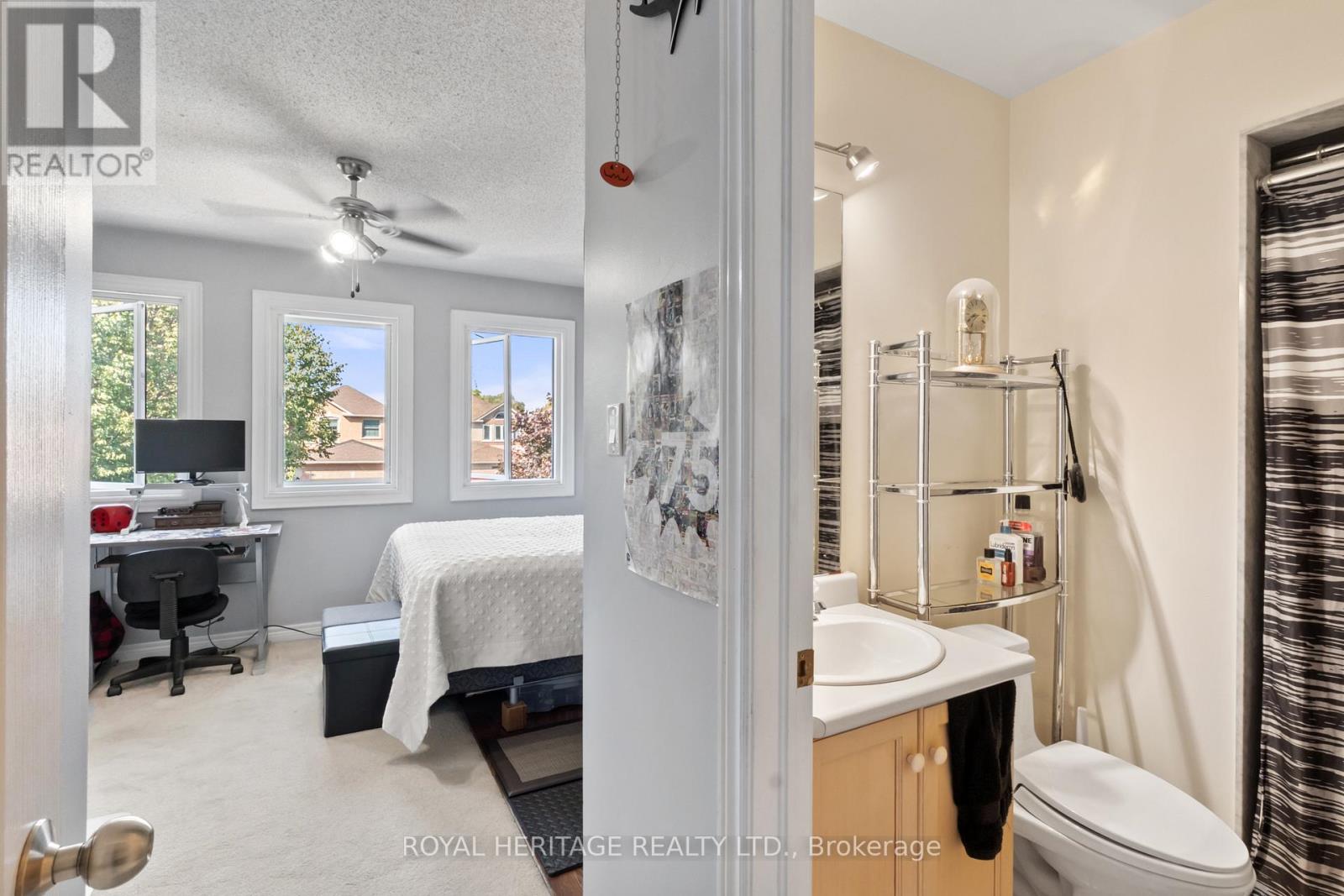 1101 Gossamer Drive, Pickering, Ontario  L1X 2T7 - Photo 38 - E12796402