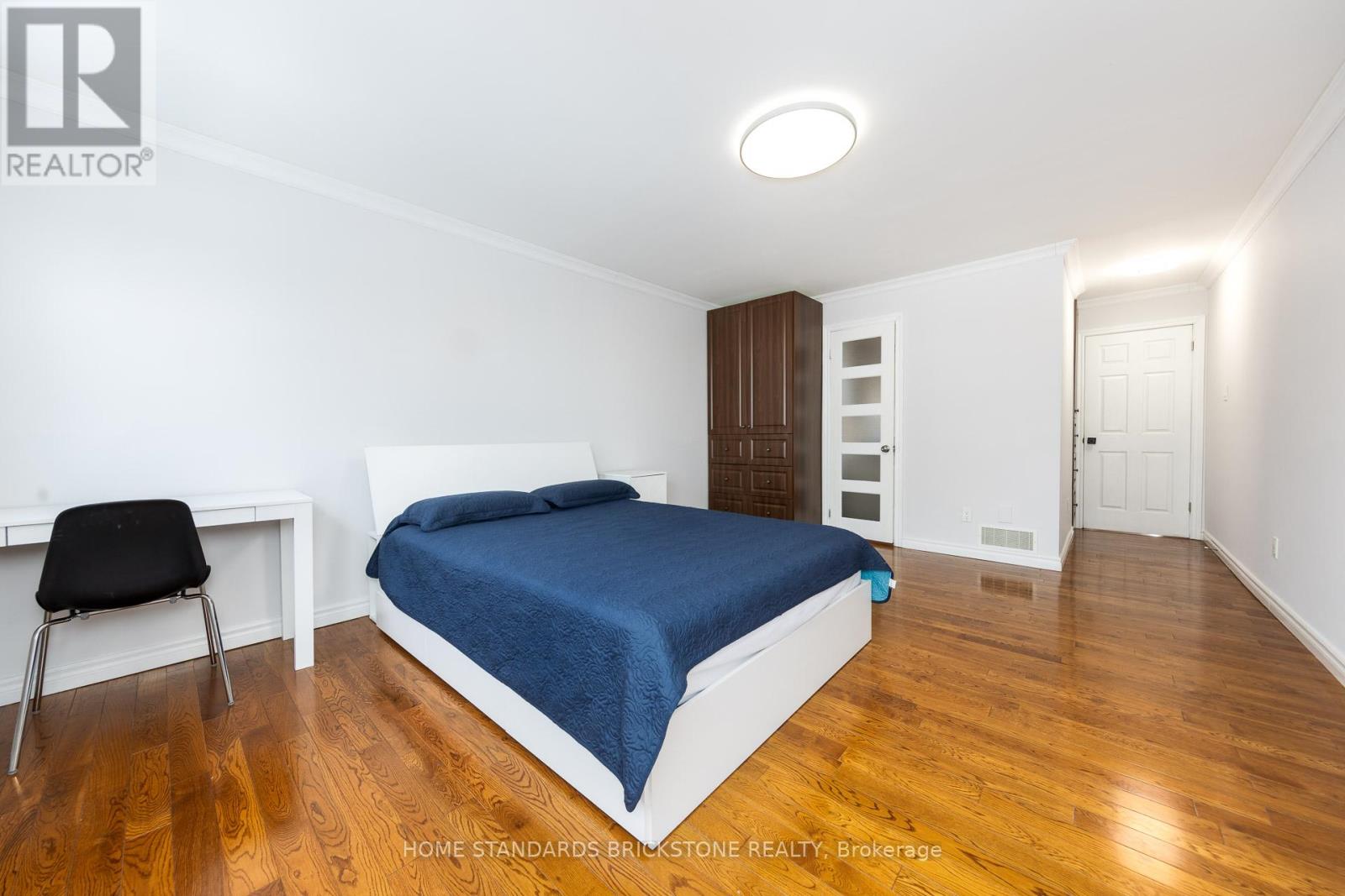 8 Royal Colwood Court, Vaughan, Ontario  L4K 2J3 - Photo 21 - N12796410