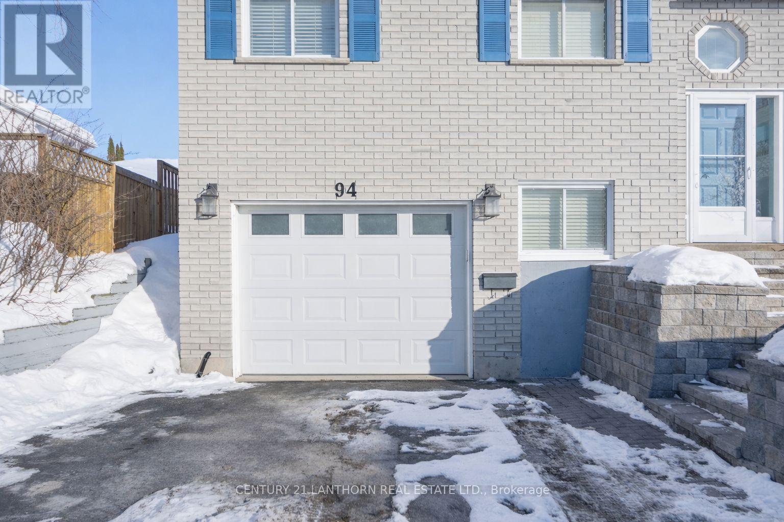 94 North Murray Street, Quinte West, Ontario  K8V 2E7 - Photo 2 - X12796422