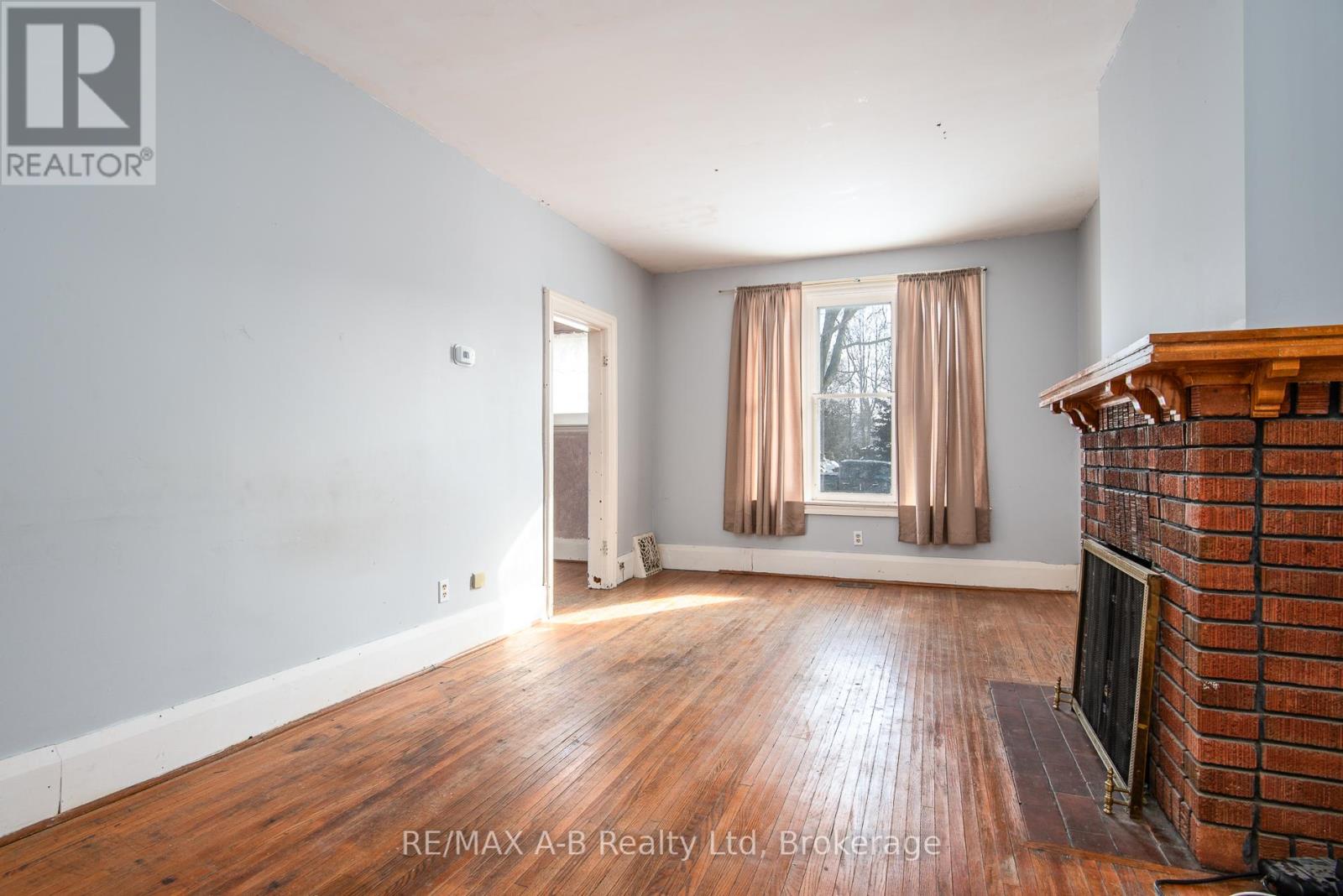 86 King Street, Bluewater, Ontario  N0M 1X0 - Photo 12 - X12796432