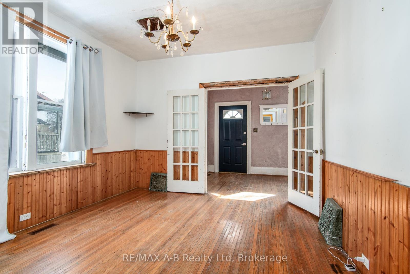 86 King Street, Bluewater, Ontario  N0M 1X0 - Photo 14 - X12796432