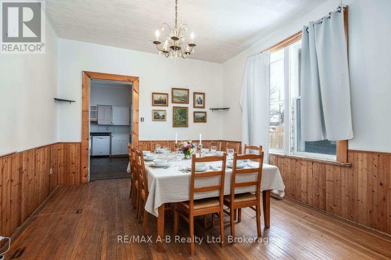 86 King Street, Bluewater, Ontario  N0M 1X0 - Photo 15 - X12796432