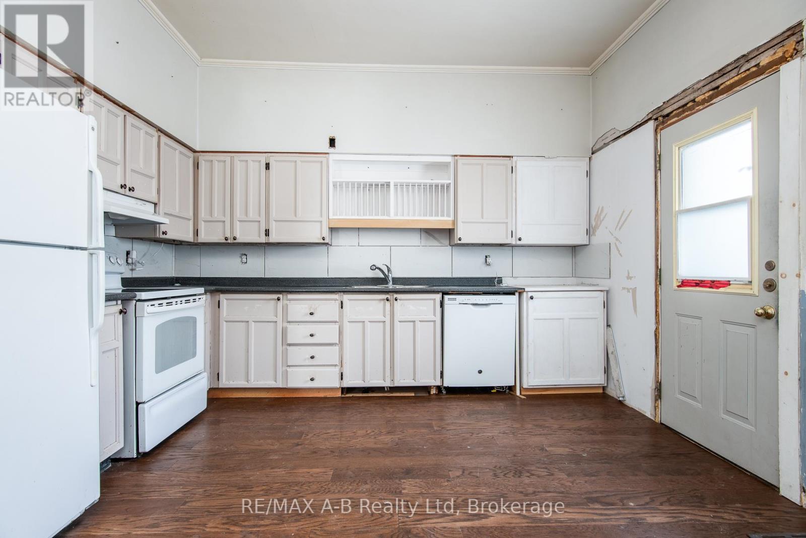 86 King Street, Bluewater, Ontario  N0M 1X0 - Photo 19 - X12796432