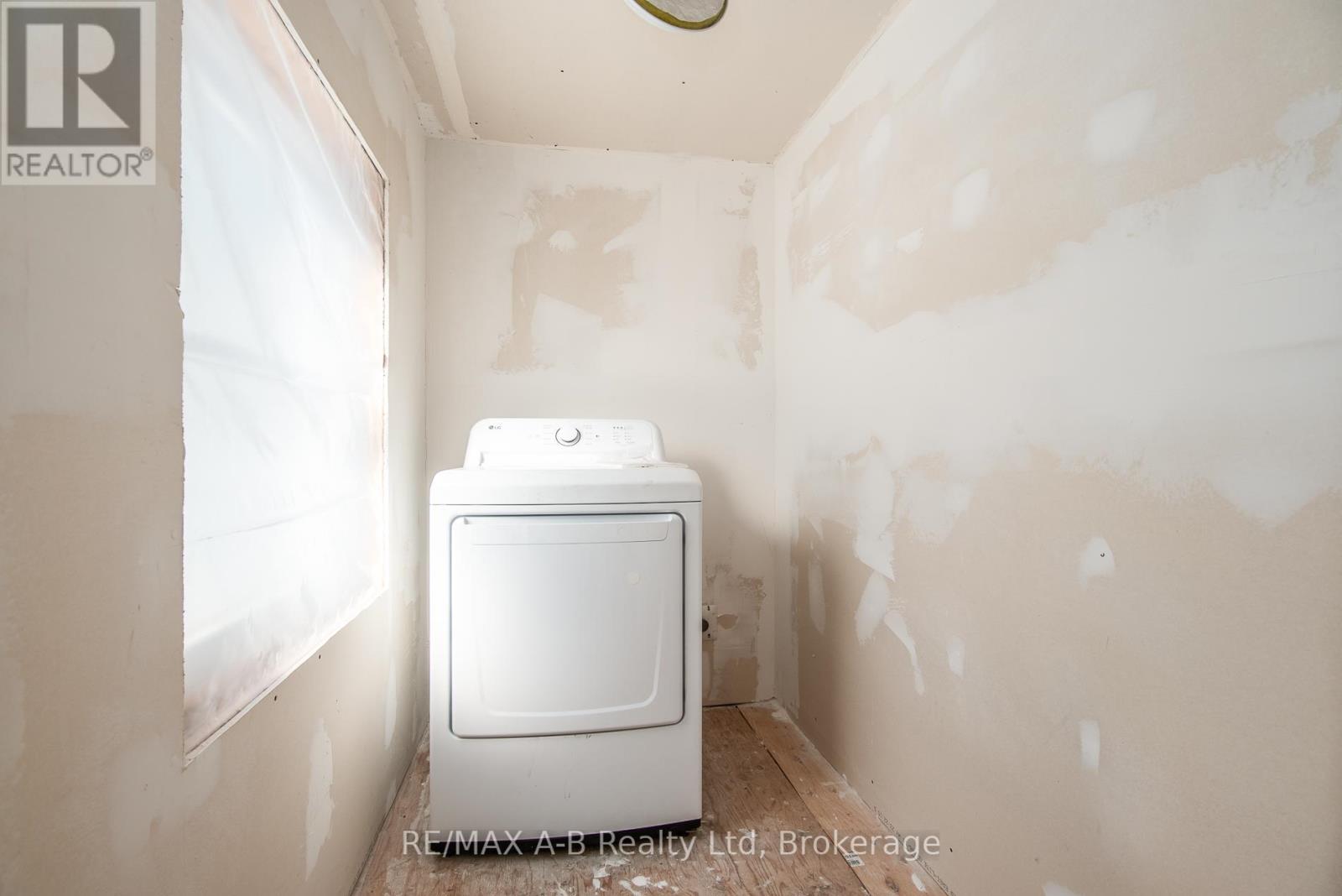 86 King Street, Bluewater, Ontario  N0M 1X0 - Photo 21 - X12796432