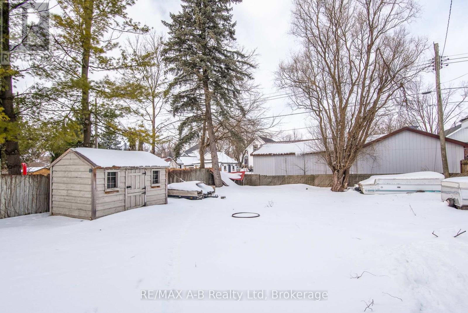 86 King Street, Bluewater, Ontario  N0M 1X0 - Photo 4 - X12796432