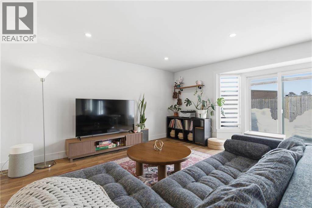 88 Old Forest Crescent, Kitchener, Ontario  N2N 2A3 - Photo 12 - 40805634