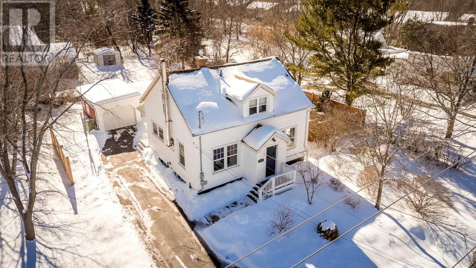 159 Pleasant Street, Wolfville, Nova Scotia  B4P 1M5 - Photo 3 - 202602912