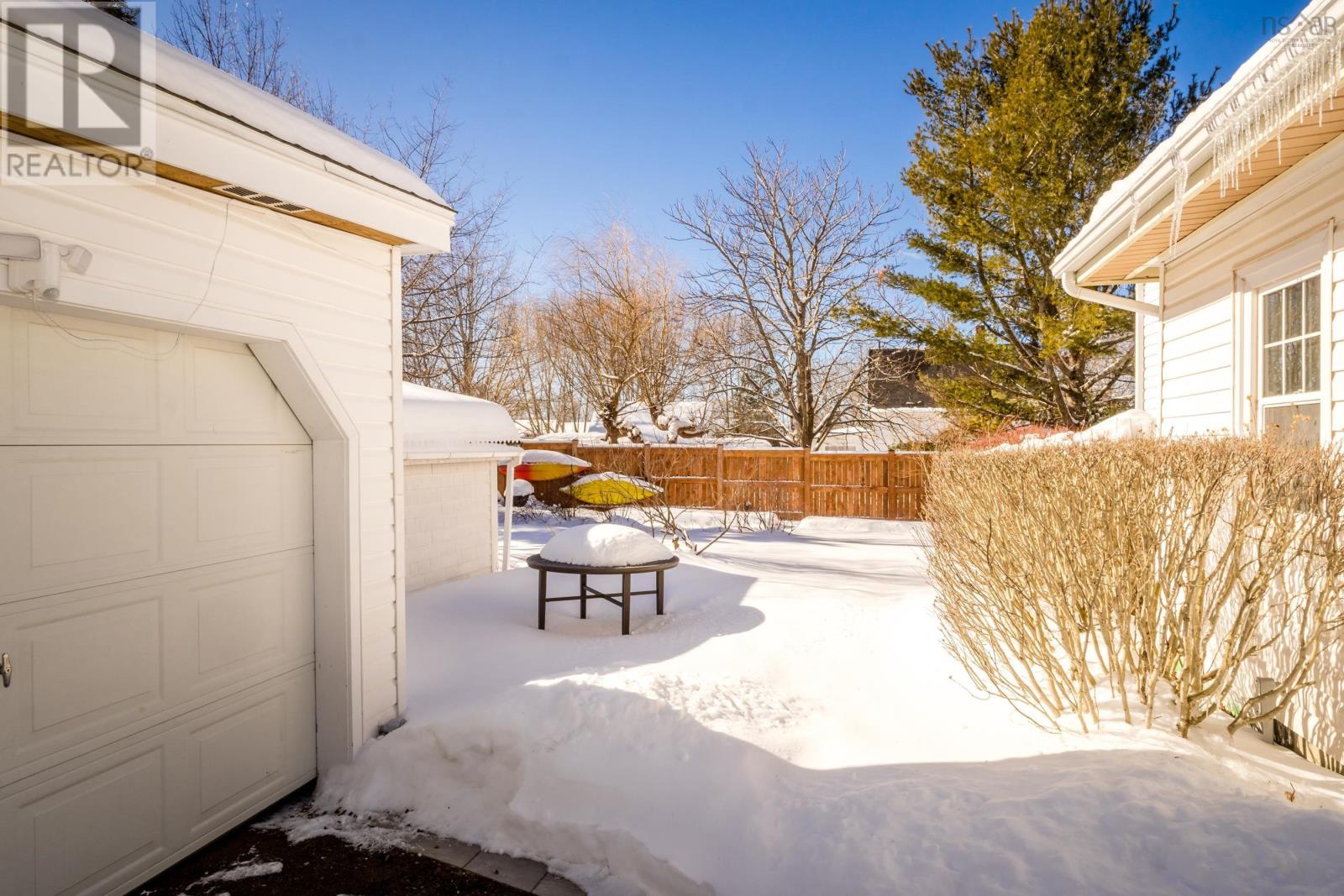 159 Pleasant Street, Wolfville, Nova Scotia  B4P 1M5 - Photo 45 - 202602912