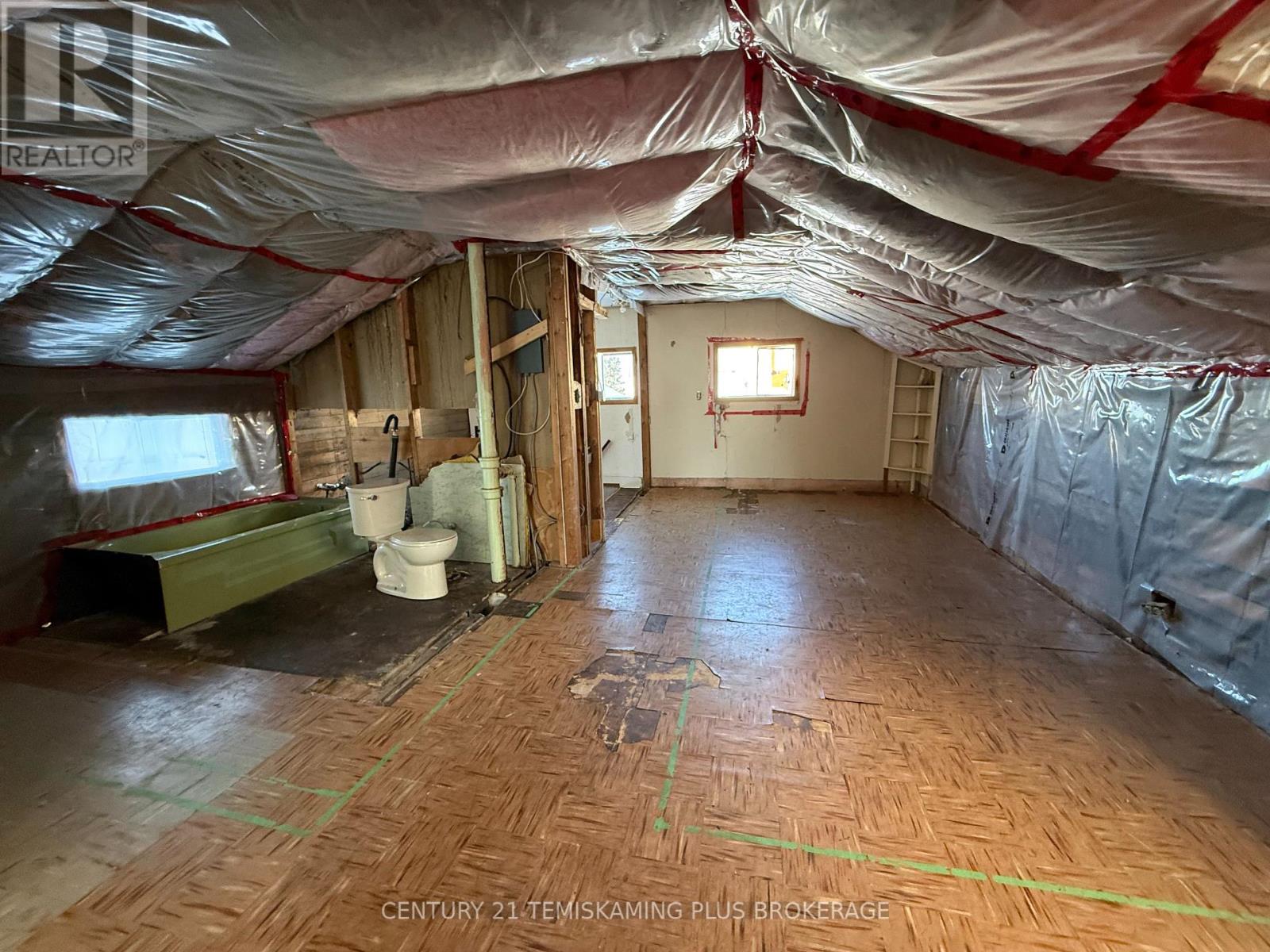 47 Hudson Bay Avenue, Kirkland Lake (Kl & Area), Ontario  P2N 2J1 - Photo 12 - T12796460