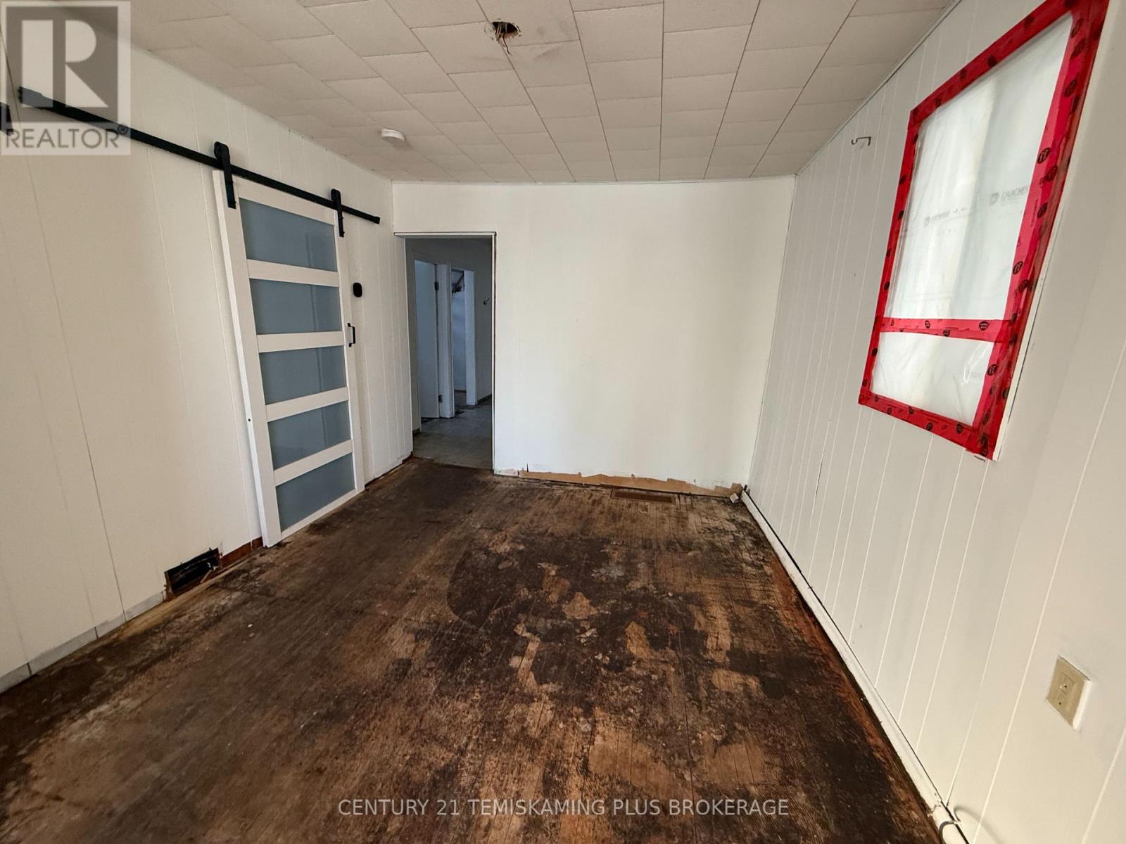 47 Hudson Bay Avenue, Kirkland Lake (Kl & Area), Ontario  P2N 2J1 - Photo 5 - T12796460