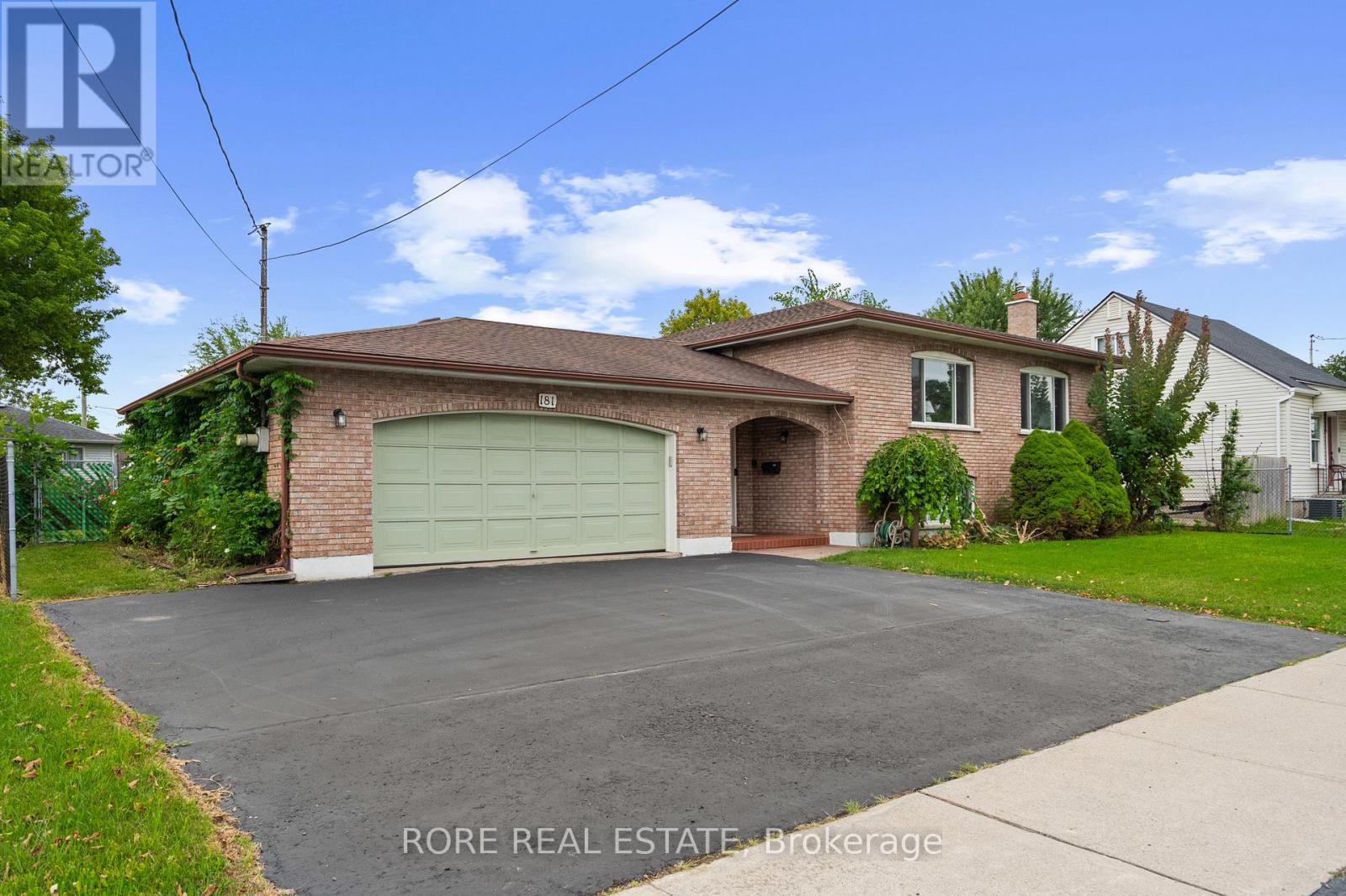 181 Gilmore Road, Fort Erie, Ontario  L2A 2M2 - Photo 2 - X12796428