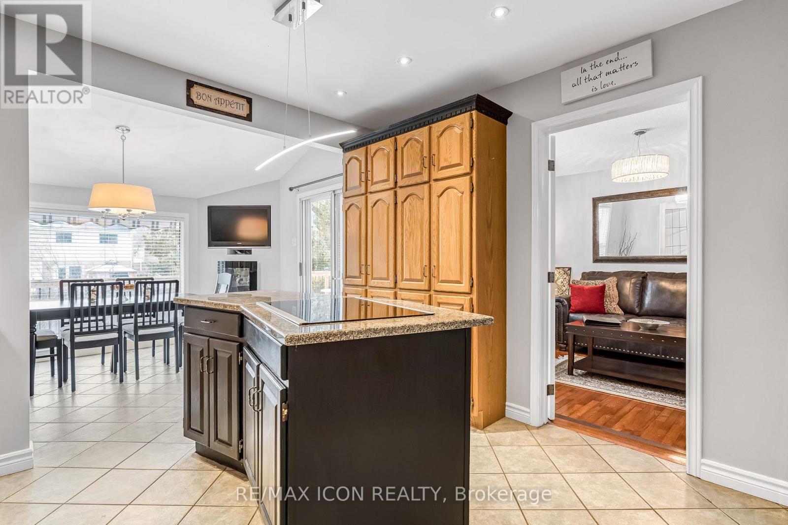 151 Brixham Crescent, London South, Ontario  N6K 1K9 - Photo 10 - X12697982