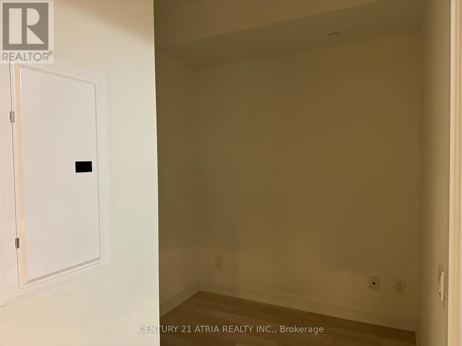 1508 - 290 Adelaide Street, Toronto, Ontario  M5V 1P6 - Photo 10 - C12796440