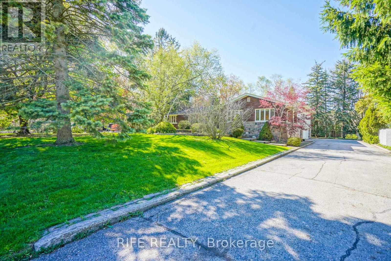 28 Wembley Avenue, Markham, Ontario  L3R 2A9 - Photo 1 - N12796450