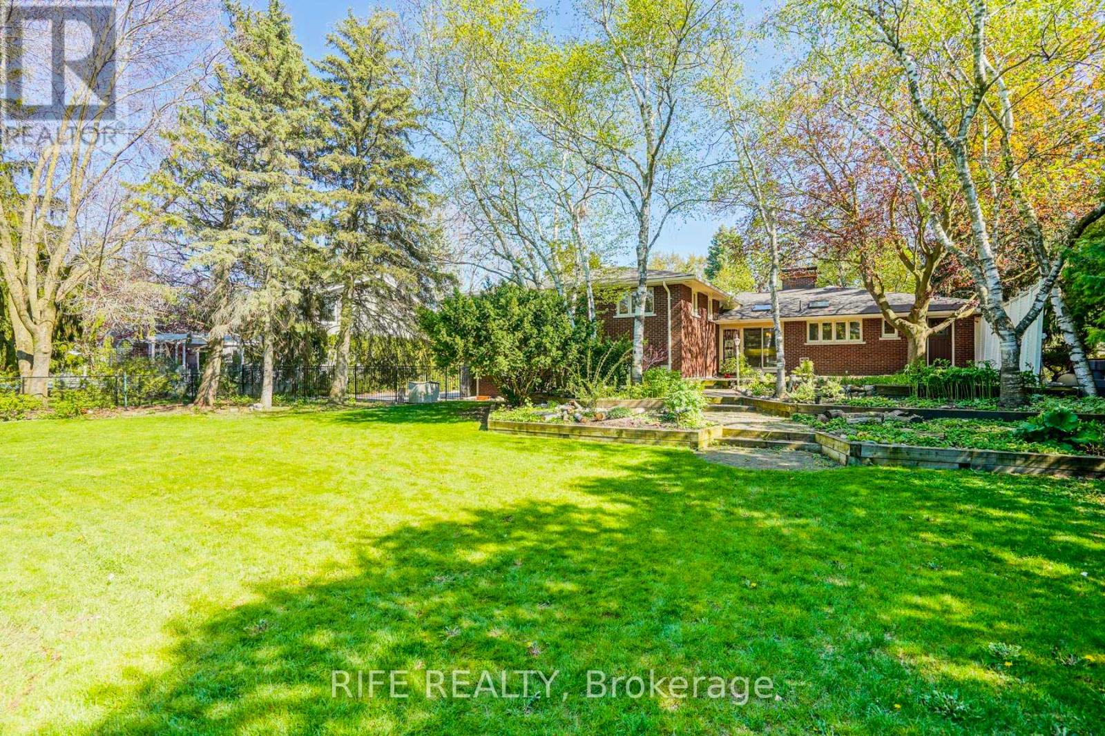 28 Wembley Avenue, Markham, Ontario  L3R 2A9 - Photo 38 - N12796450