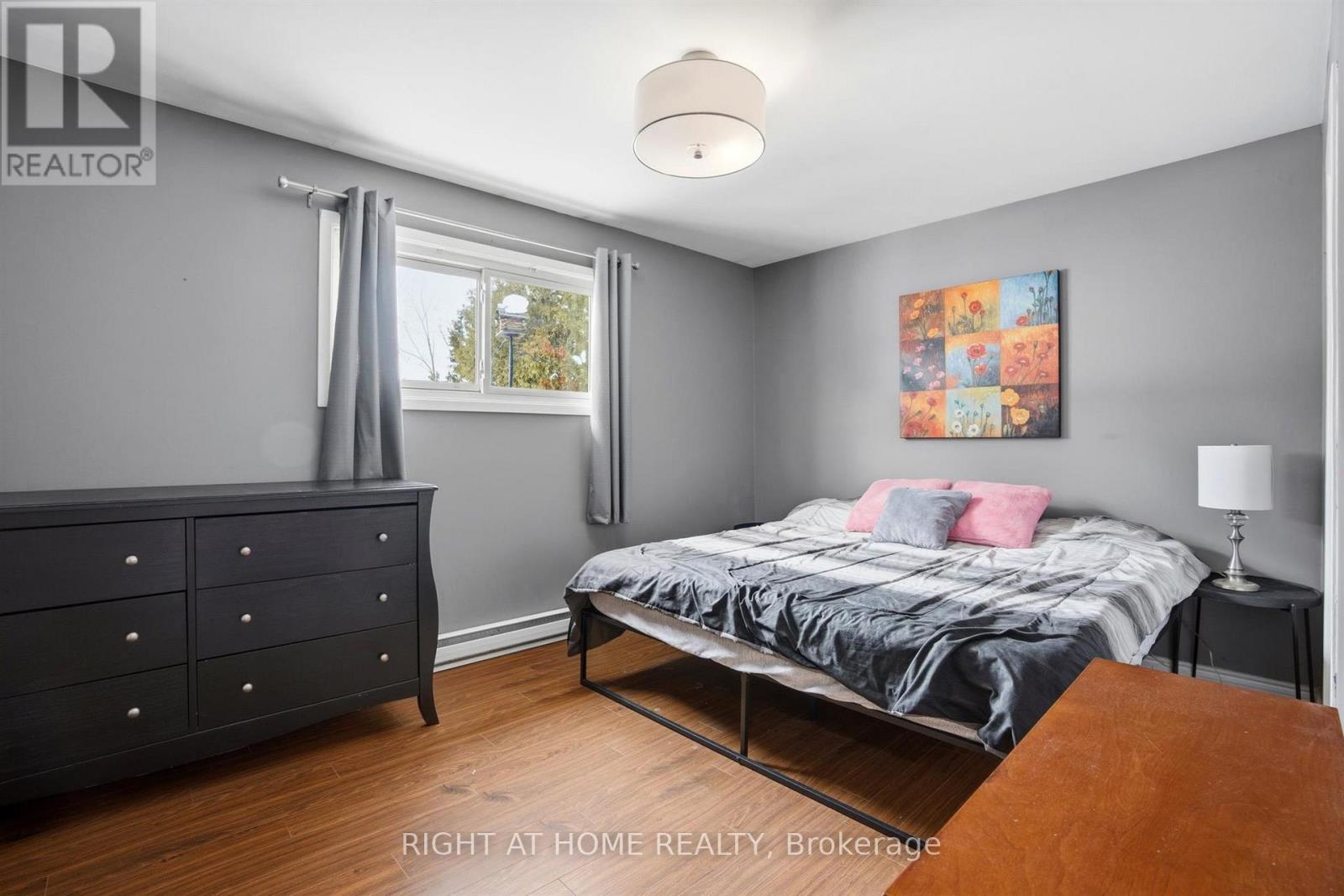 198 Ferndale Drive N, Barrie, Ontario  L4N 9W2 - Photo 11 - S12796456