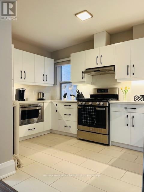 2ND FLOOR - 487 CLINTON STREET, Toronto, Ontario