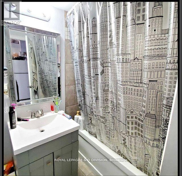 Main - 79 Powell Road, Toronto, Ontario  M3K 1M8 - Photo 16 - W12704284