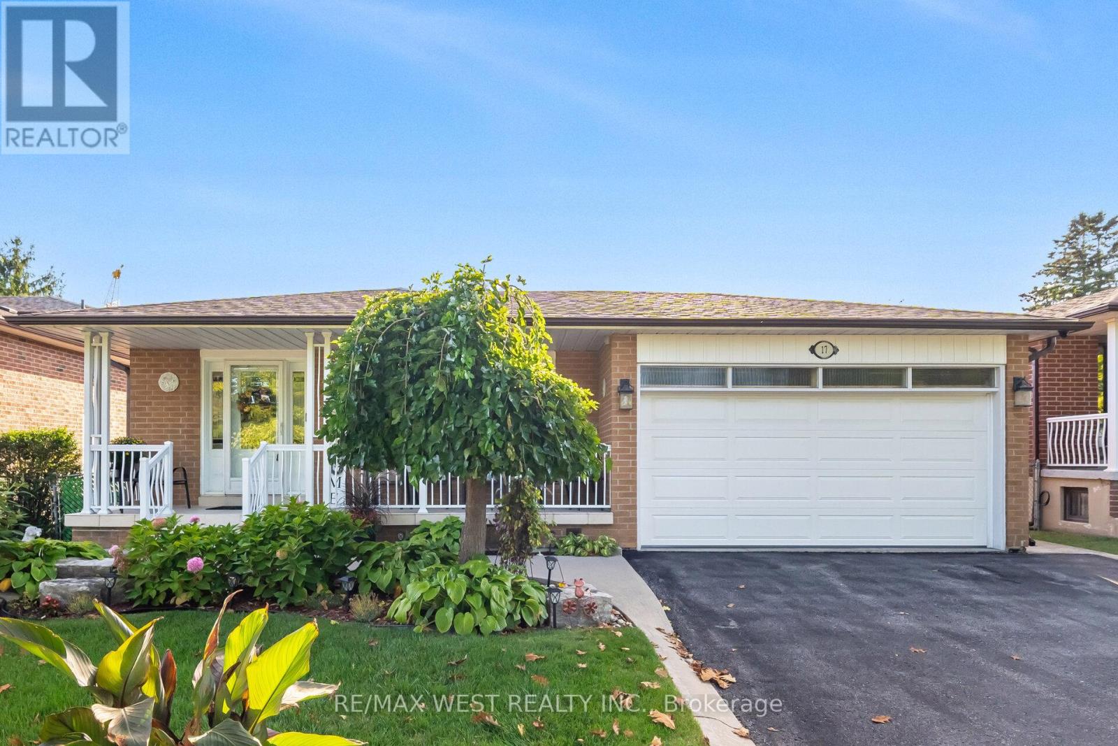 17 Malcolm Crescent, Brampton (Central Park), Ontario  L6S 3C7 - Photo 33 - W12794084