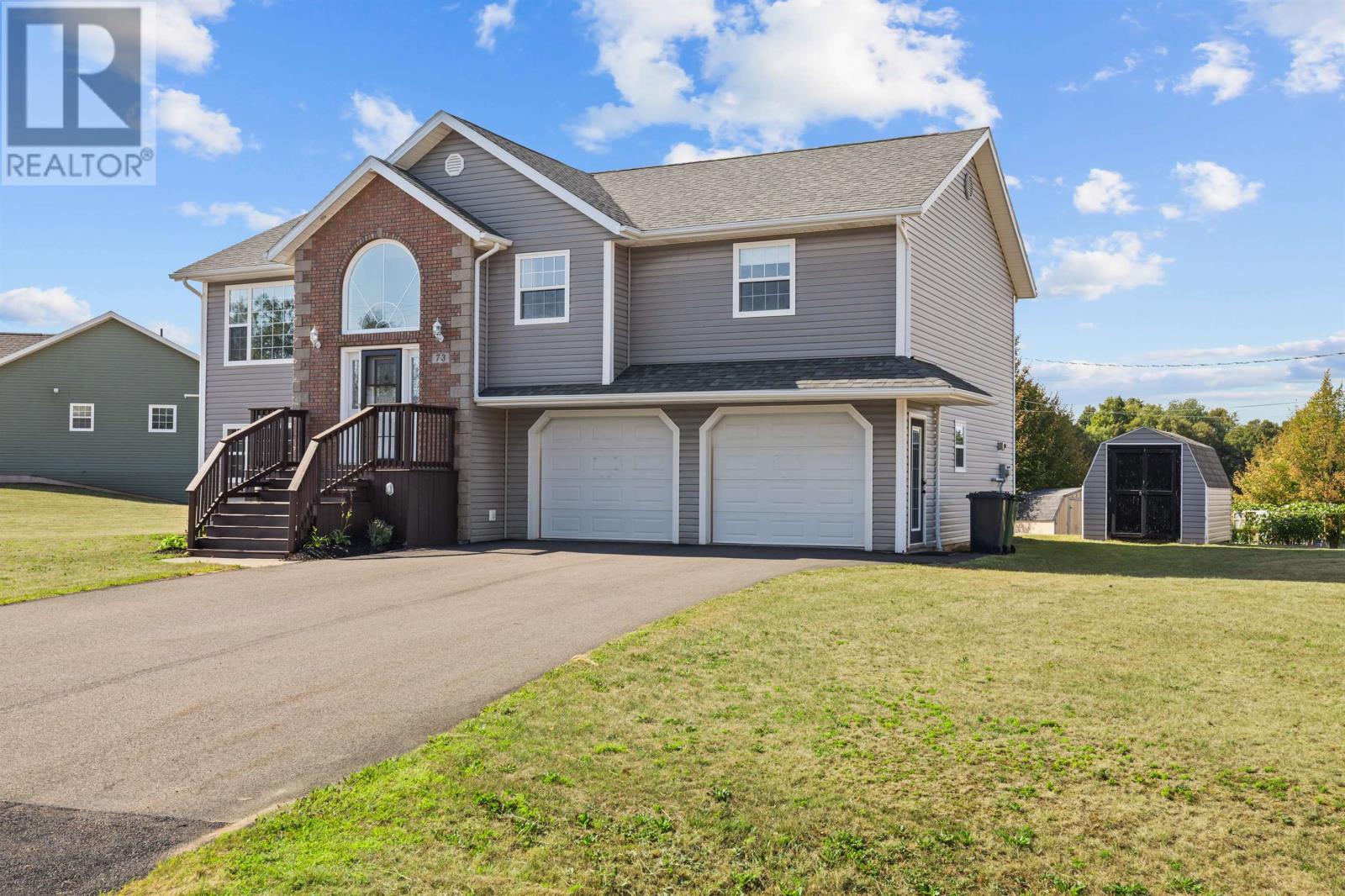 73 Bonavista Avenue, Stratford, Prince Edward Island  C1B 0E5 - Photo 2 - 202602911