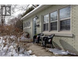 2067 MAPLEWOOD Drive, Burlington, Ontario