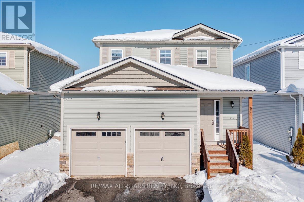 81 Douglas Drive, Bracebridge, Ontario  P1L 0L3 - Photo 2 - X12796452