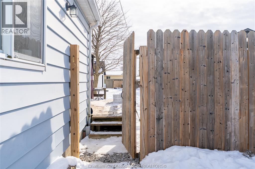 42 Reaume Avenue, Wallaceburg, Ontario  N8A 1B6 - Photo 23 - 26002805