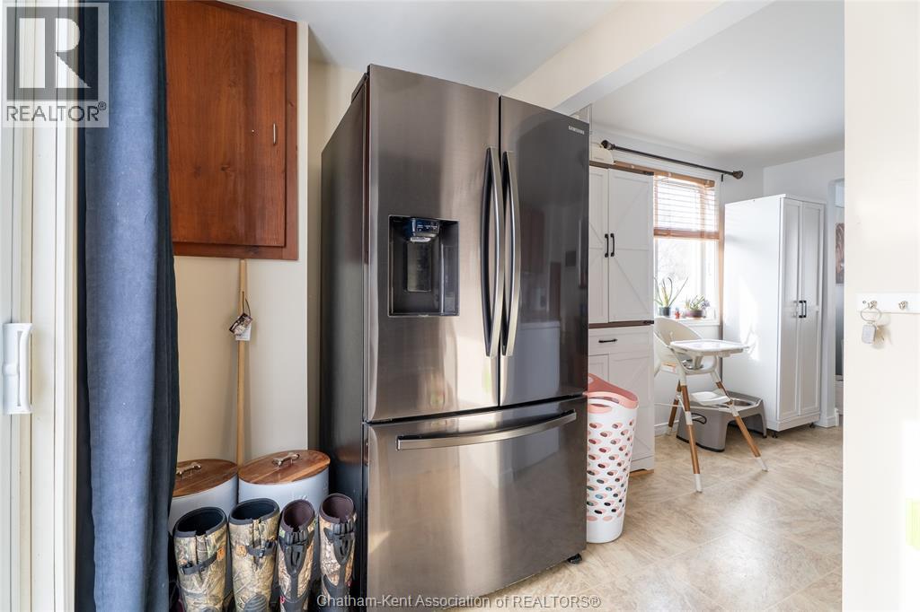 42 Reaume Avenue, Wallaceburg, Ontario  N8A 1B6 - Photo 11 - 26002805