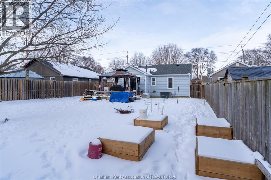 42 Reaume Avenue, Wallaceburg, Ontario  N8A 1B6 - Photo 32 - 26002805