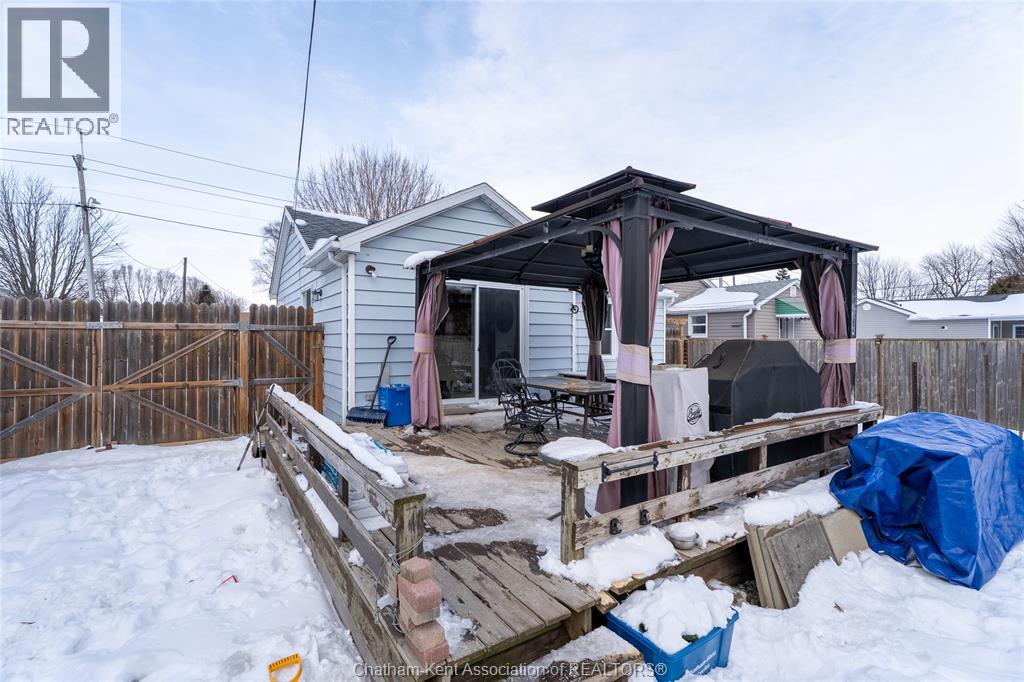 42 Reaume Avenue, Wallaceburg, Ontario  N8A 1B6 - Photo 34 - 26002805