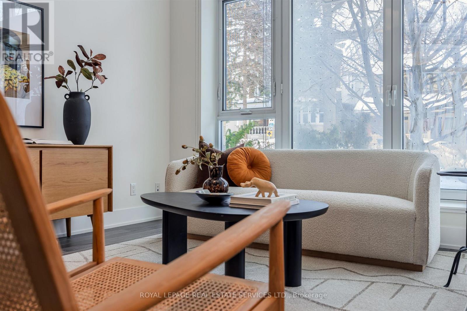 104/8 - 1830 Bloor Street W, Toronto, Ontario  M6P 0A2 - Photo 2 - W12792258