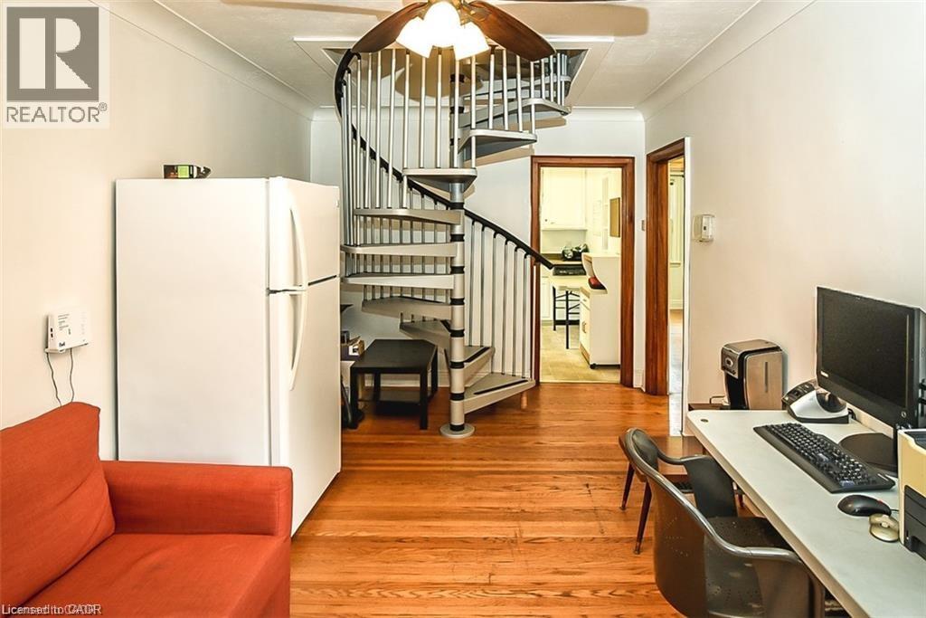 9 Gary Avenue, Hamilton, Ontario  L8S 1Y2 - Photo 4 - 40805739