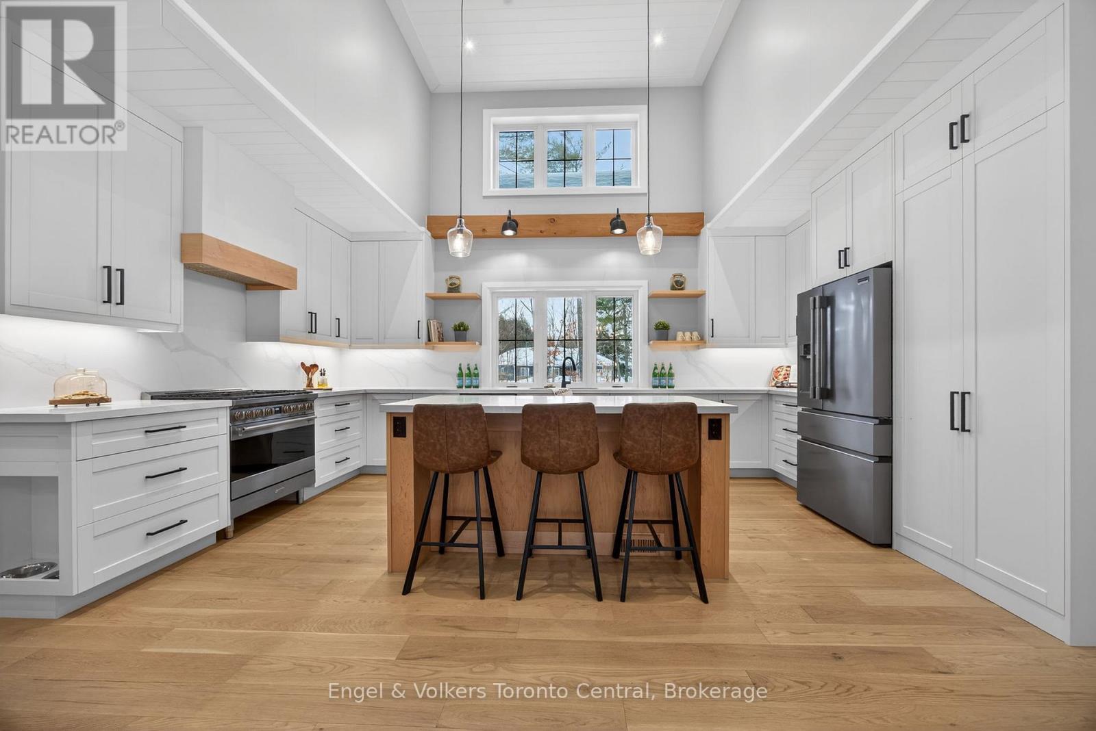 1107 Xavier Street, Gravenhurst, Ontario P0E 1G0 - Photo 15 - X12796548