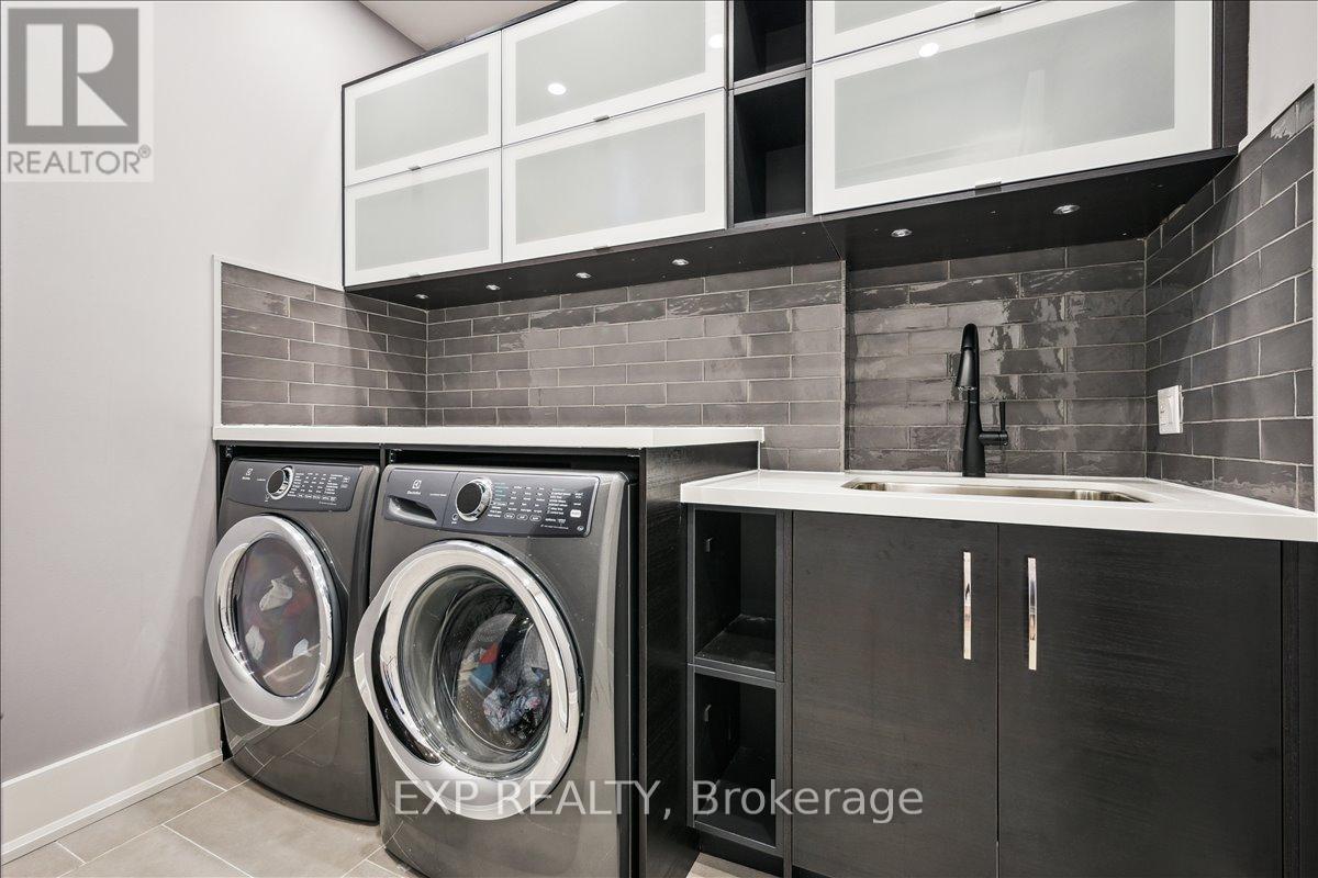 528 Wellington Crescent, Oakville, Ontario  L6L 4X5 - Photo 36 - W12796538