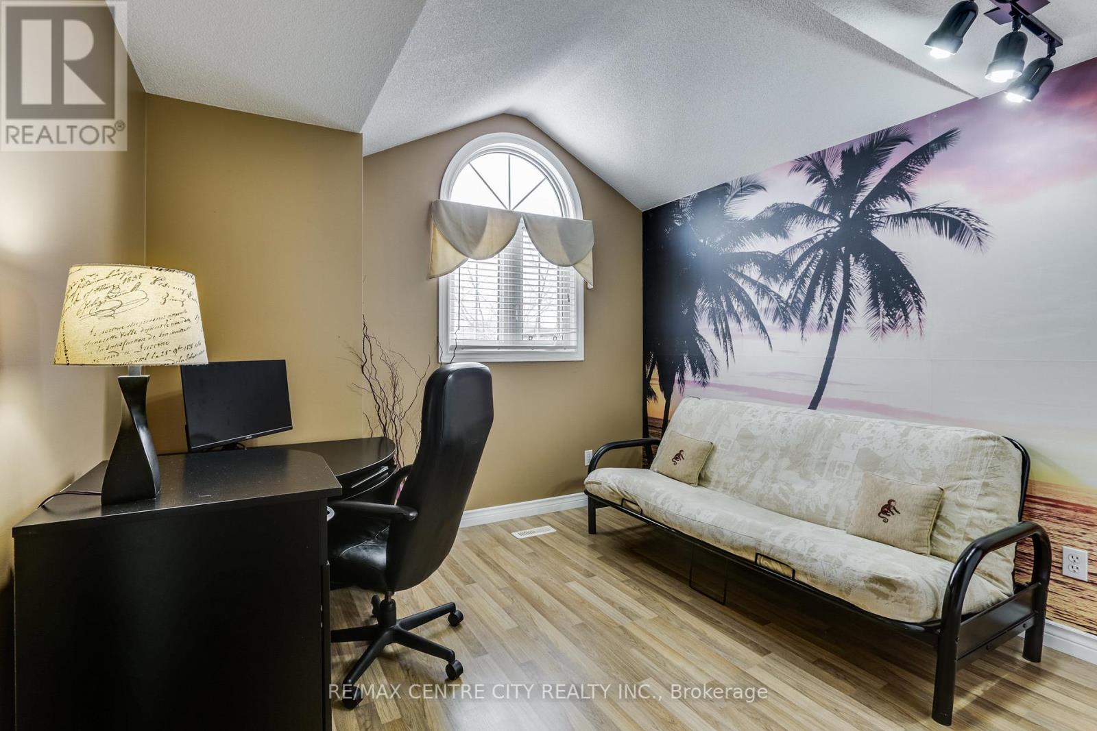 142 Napoleon Drive, London East, Ontario  N5V 4B1 - Photo 21 - X12796468