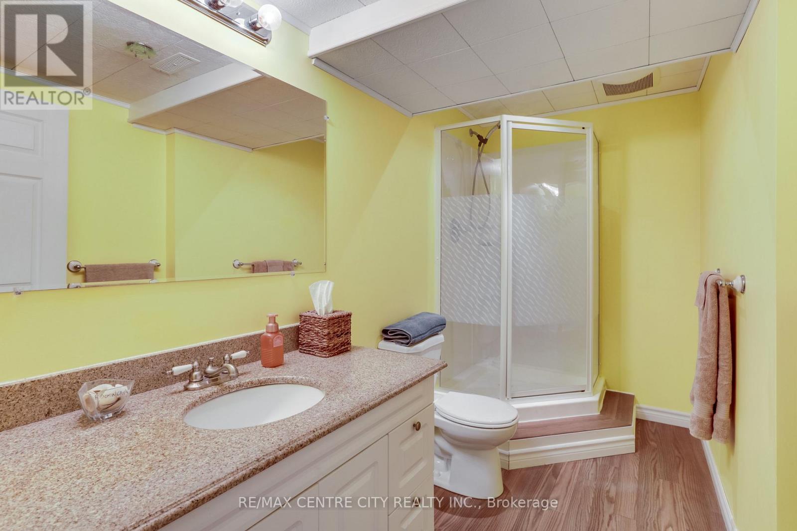 142 Napoleon Drive, London East, Ontario  N5V 4B1 - Photo 33 - X12796468