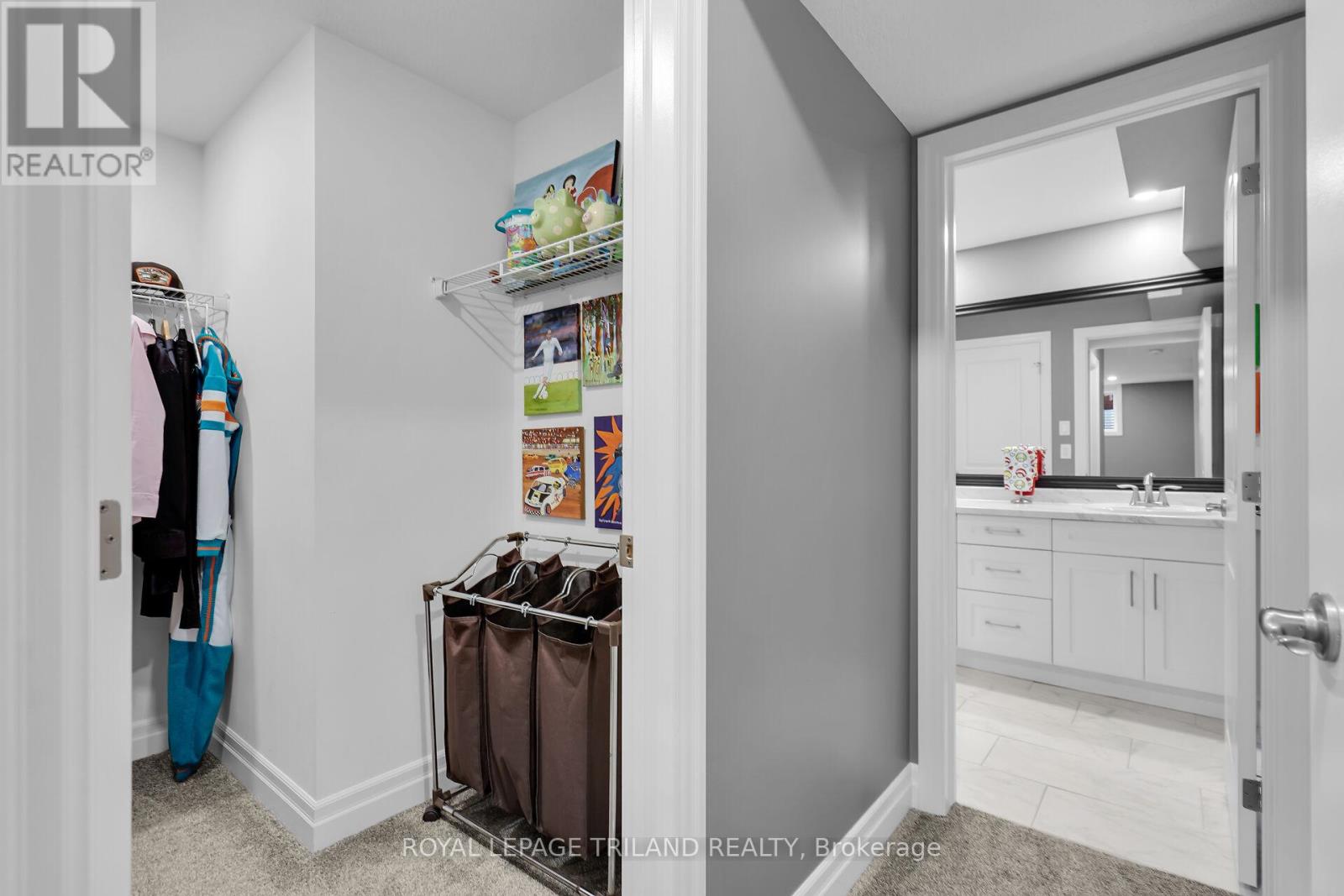 95 Brooker Trail, Thames Centre, Ontario  N0M 2P0 - Photo 24 - X12796520