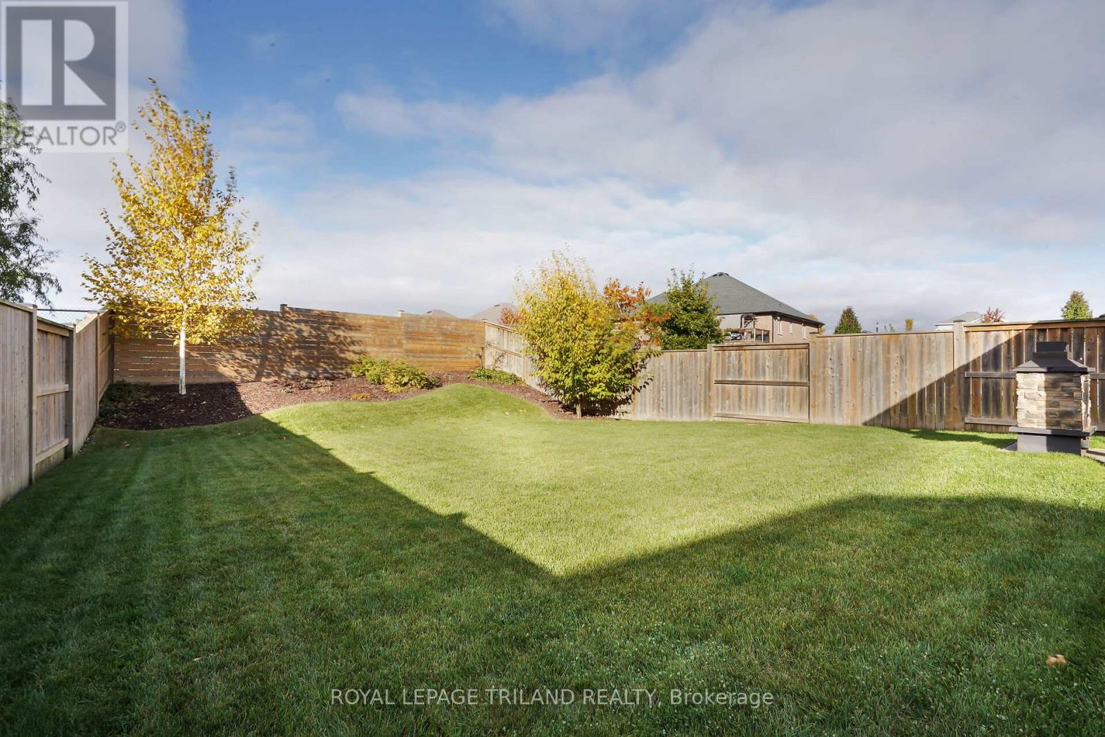 95 Brooker Trail, Thames Centre, Ontario  N0M 2P0 - Photo 30 - X12796520