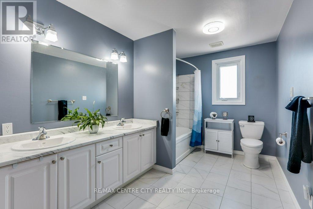 34135 Talbot Line, Southwold, Ontario  N0L 2E0 - Photo 20 - X12796552